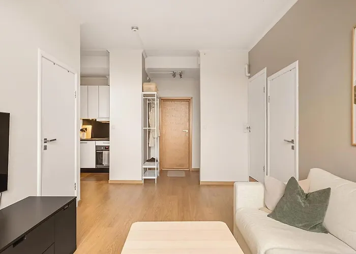 Apartment Lys Og Innbydende I Sandviken *