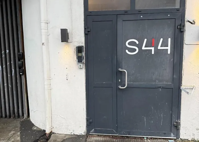 Lys Og Innbydende I Sandviken شقة برغن